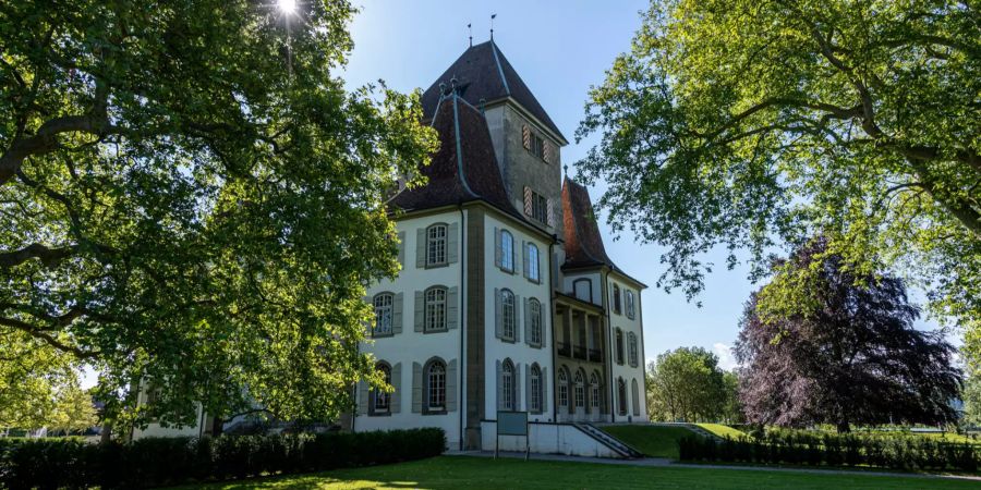 Schloss und Schlosspark Jegenstorf.