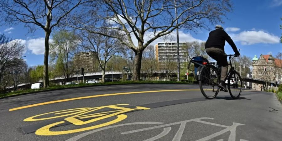 Neue Fahrradspuren in Berlin