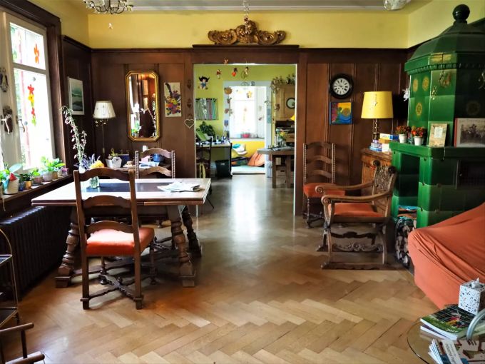 Im Wohnhaus finden jeweils die Veranstaltungen statt. Zaubergarten Dübendorf
