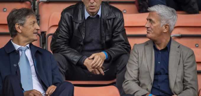 Auch Nati-Coach Vladimir Petkovic (r.) lässt sich den Cup-Kracher nicht entgehen. Vladimir Petkovic