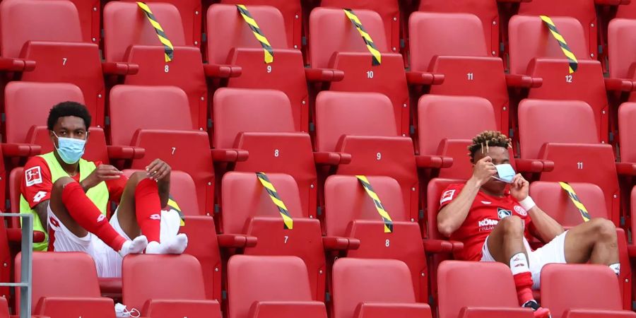 Für die Spieler von Mainz gibt es gegen Leipzig nichts zu lachen.