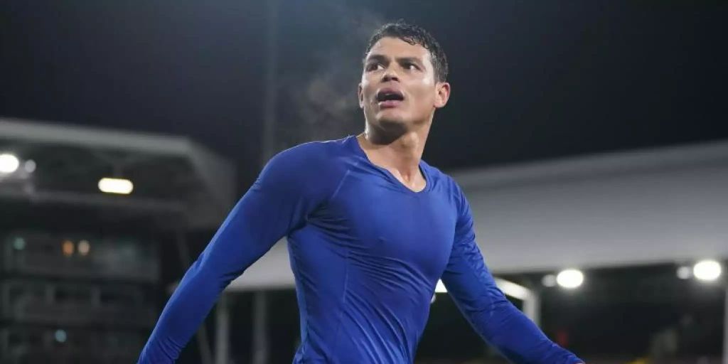 Thiago Silva verschenkt Trikot - und erntet Kritik