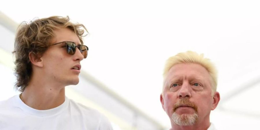 Alexander Zverev (l) und Boris Becker wären laut Tennis-Vize Dirk Horddorff eine «fantastische Kombination». Foto: Dan Peled/AAP/dpa