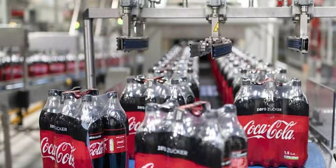 Coca-Cola leidet unter der Corona-Krise. coca-cola