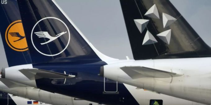 Lufthansa-Maschinen am Münchner Flughafen Lufthansa-Maschinen am Münchner Flughafen