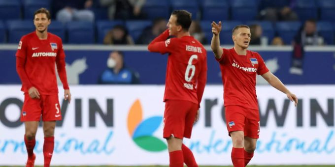 Achtelfinale - Hertha und 1.FC Union im Derby und BVB bei St. Pauli