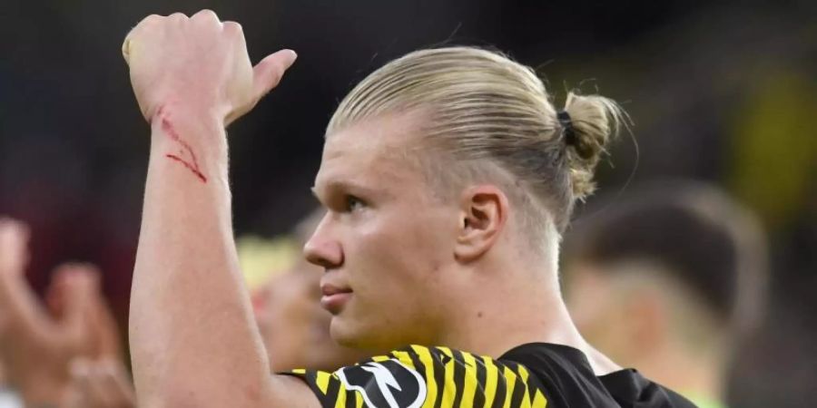 Steht bei Manchester offenbar ganz hoch im Kurs: BVB-Torjäger Erling Haaland. Foto: Bernd Thissen/dpa