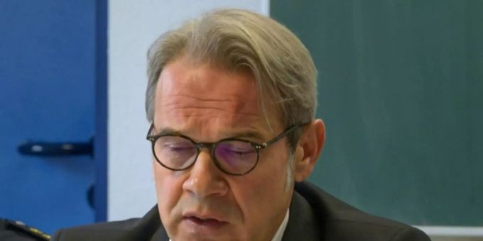 Innenminister Georg Maier Innenminister Georg Maier