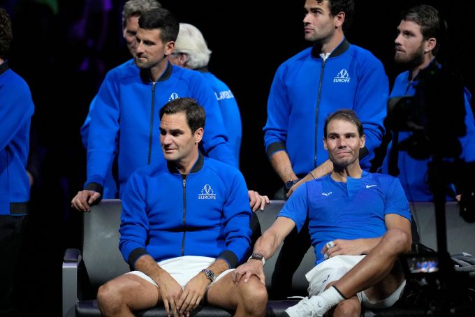 Tränen zum Abschied: Roger Federer (l) und Rafael Nadal. Roger Federer Rafael Nadal