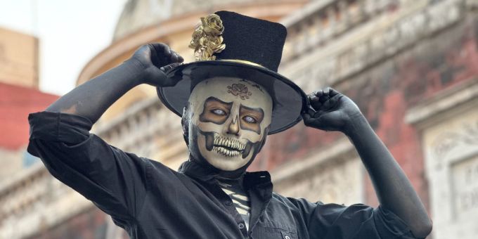 Halloween wird hierzulande mit Kostümen gefeiert. Halloween