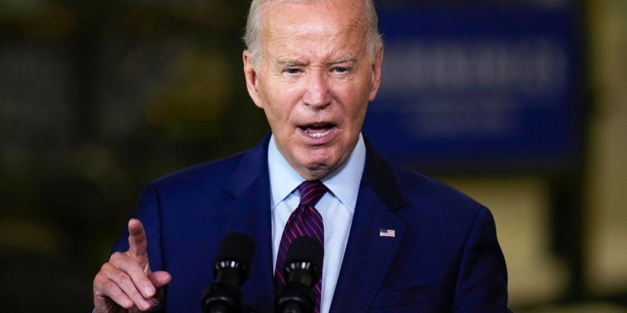 US-Präsident Joe Biden hält eine Rede.