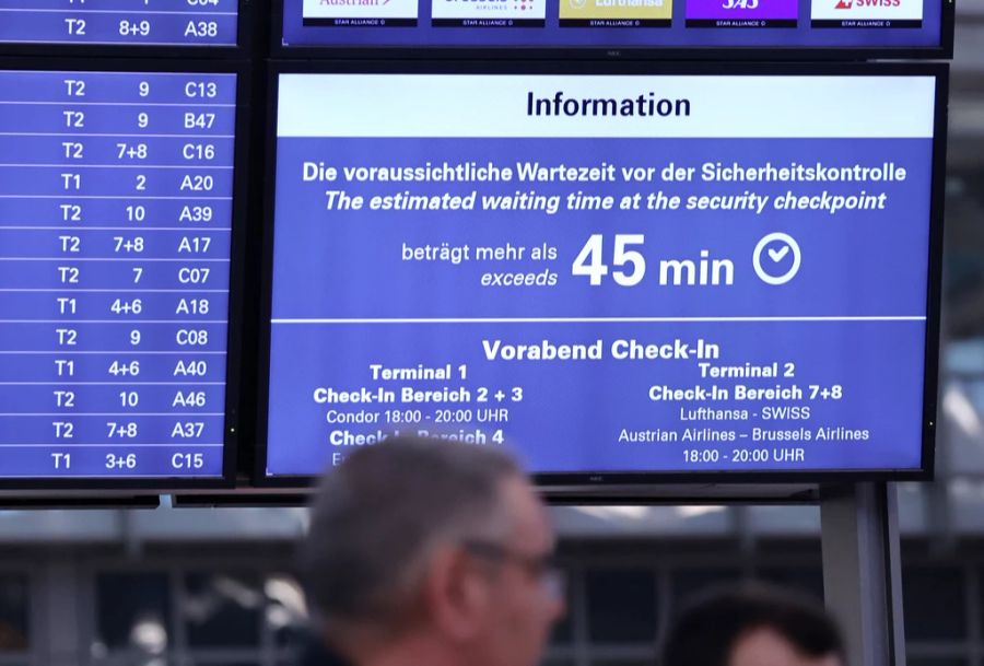 Schuld daran sind unter anderem Flugverspätungen, wie etwa am Flughafen London-Heathrow.