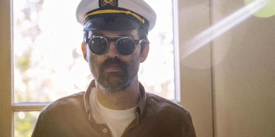 Der US-Musiker Mark Oliver Everett, auch bekannt als E, Kopf der Band Eels. "Extreme Witchcraft", das neue Album der Band, erscheint am 28.01.2022. Foto: Gus Black/PIAS/dpa