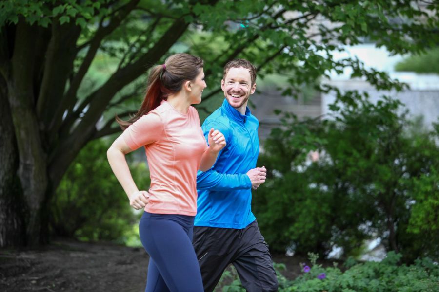 Park Mann Frau Laufen Joggen