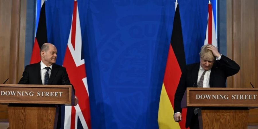 Scholz (l.) und Johnson