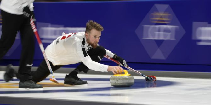 Swiss Curling