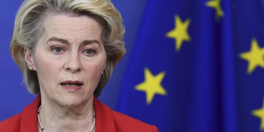 Eine scharfe Rüge hat die Europäische Bürgerbeauftragte gegen die EU-Kommission von Ursula von der Leyen ausgesprochen. Foto: John Thys/Pool AFP/AP/dpa