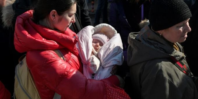 Ukrainische Flüchtlinge an der Grenze zu Polen. Ukraine Polen