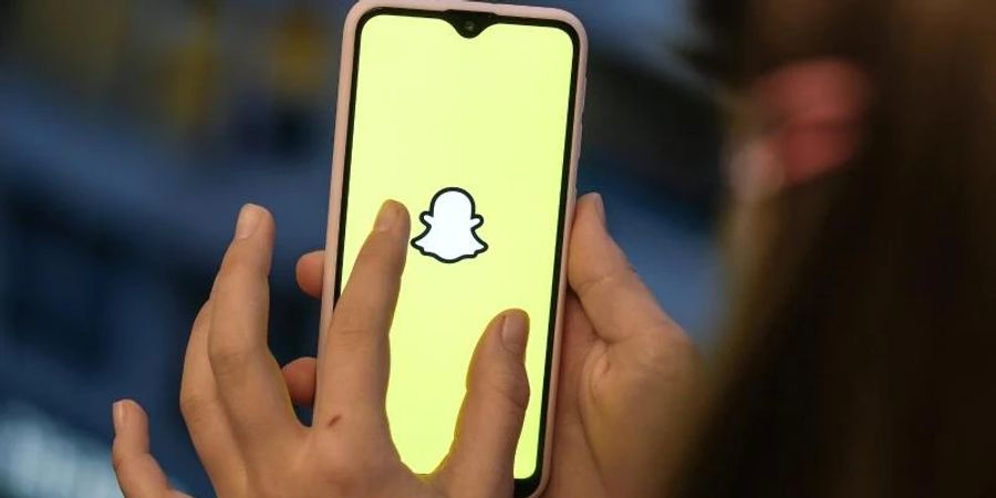 Die Zahl der täglich aktiven Snapchat-Nutzer stieg binnen drei Monaten von 306 auf 319 Millionen. Foto: Jens Kalaene/dpa-Zentralbild/dpa