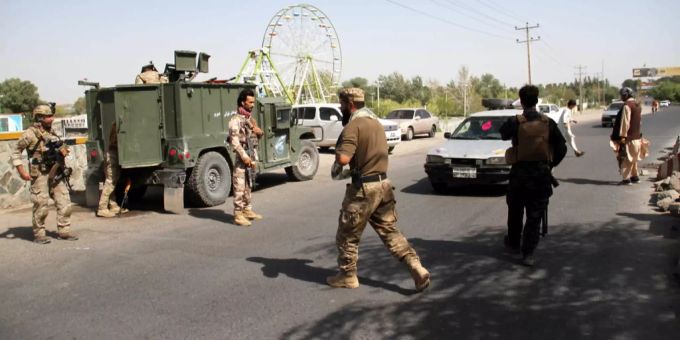 Afghanische Sicherheitskräfte stehen Wache in Herat am 31. Juli 2021. afghanistan