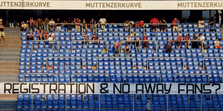 FC Basel Muttenzerkurve Protest