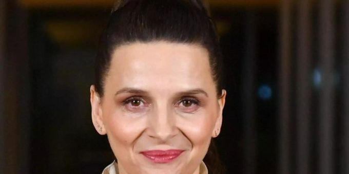 Augsburg - Juliette Binoche mit 57 gelassener und «befreit»