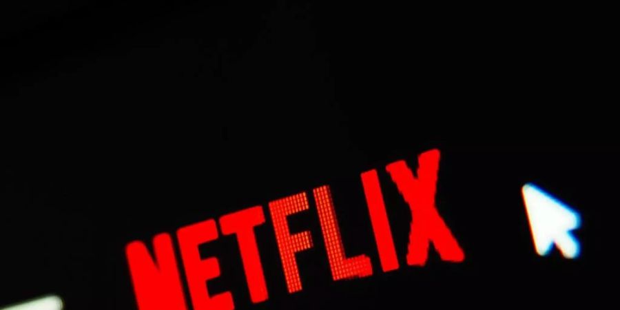 Netflix hält die Zuschauerzahlen normalerweise streng geheim. Foto: Nicolas Armer/dpa