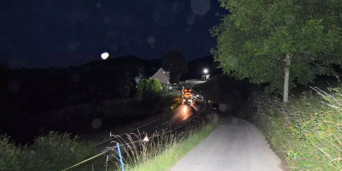 Der Sachschaden beläuft sich auf mehrere Tausend Franken. Der Sachschaden beläuft sich auf mehrere Tausend Franken.