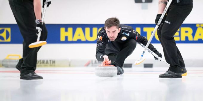 Peter de Cruz (Curling Club Trois-Chêne Genève). Swisscurling