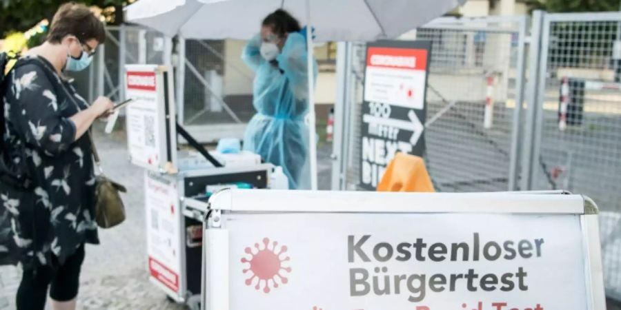 Mobile Teststation in Berlin-Kreuzberg