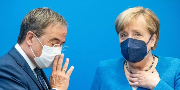 Merkel am Montag mit CDU-Chef Laschet Merkel am Montag mit CDU-Chef Laschet
