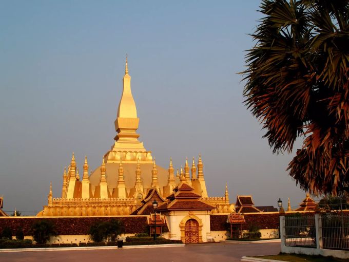 Goldene Pagode in Vientiane. Tempel