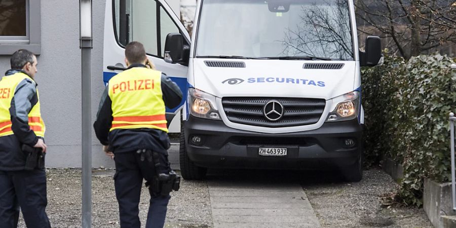 Wie bei den Verfahren um das Tötungsdelikt Kümmertshausen gab es auch bei der Verhandlung gegen die früheren Staatsanwälte in Frauenfeld grössere Sicherheitsvorkehrungen. (Archivbild)