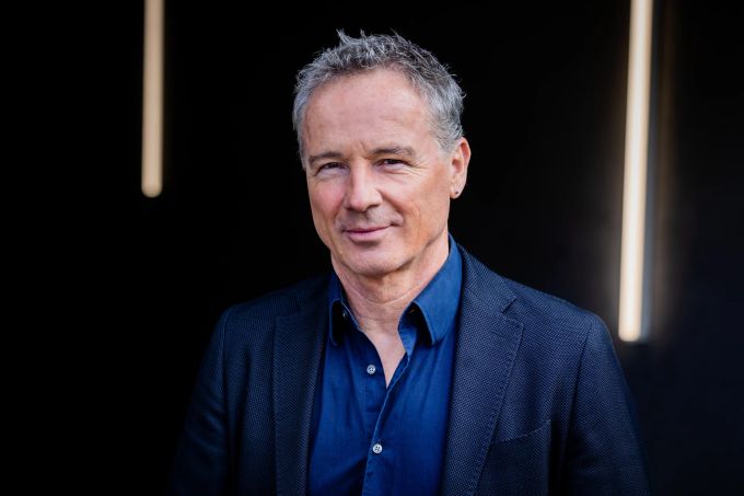 Ueli Schmezer: «Mit meiner Kolumne will ich zum Denken und Debattieren anregen.» Ueli Schmezer.
