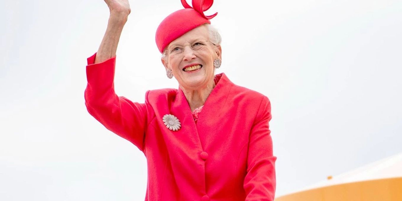 Königin Margrethe II. absolviert ihren ersten Auftritt mit Gehstock ...