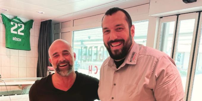 Der ehemalige St.Gallen- und GC-Trainer Giorgio Contini stattete dem Ex-Schwinger Daniel Bösch in dessen Metzgerei einen Besuch ab. Daniel Bösch