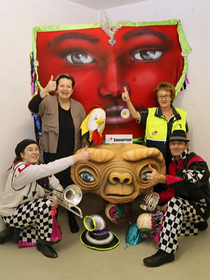 Gründungsmitglieder Michaela Cho-Bühlmann, Monika Strahm, Vreni Badertscher, Lukas Keusen (v.l.n.r.) Pulswärmer