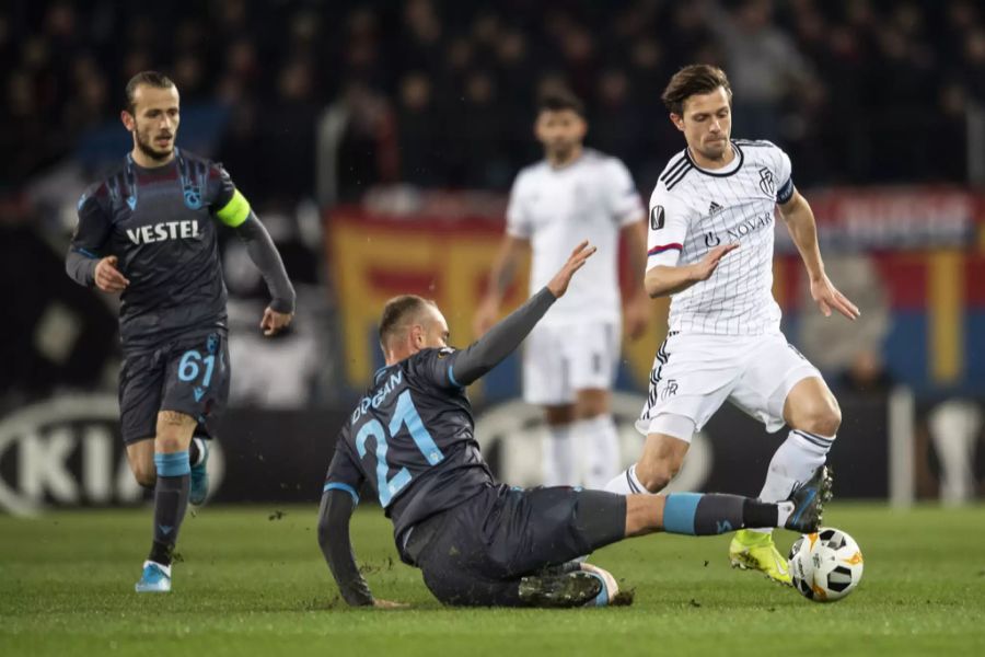 In der Gruppe mit Getafe, Krasnodar und Trabzonspor setzt sich Valentin Stocker mit dem FC Basel mühelos durch.