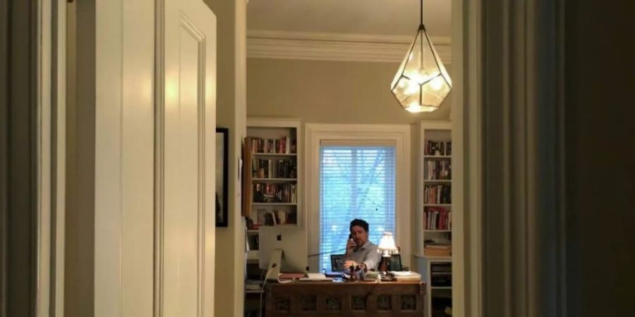Justin Trudeau im heimischen Arbeitszimmer