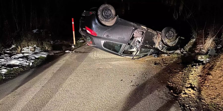 Muhen: Selbstunfall eines Autofahrers