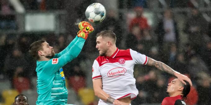 Das Spiel zwischen Düsseldorf und Berlin ist hart umkämpft. Fortuna Düsseldorf Bundesliga