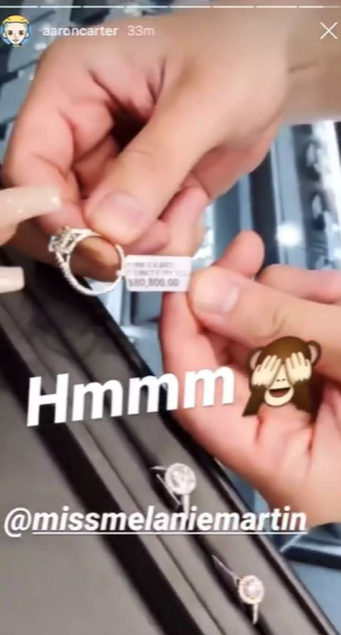 Aaron Carter und seine Freundin beim Ring-Shopping. Aaron Carter