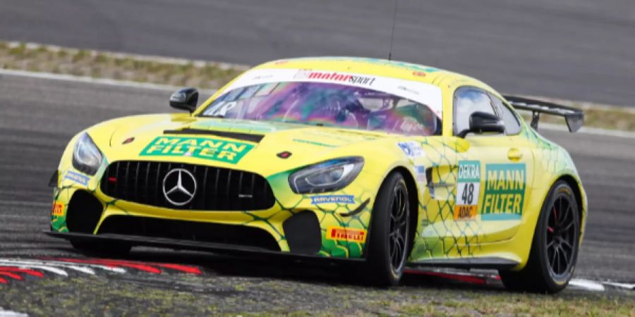 Mit seiner Mini-Mamba (Mercedes AMG GT4) erobert Julien Apothéloz die Rennsportwelt.