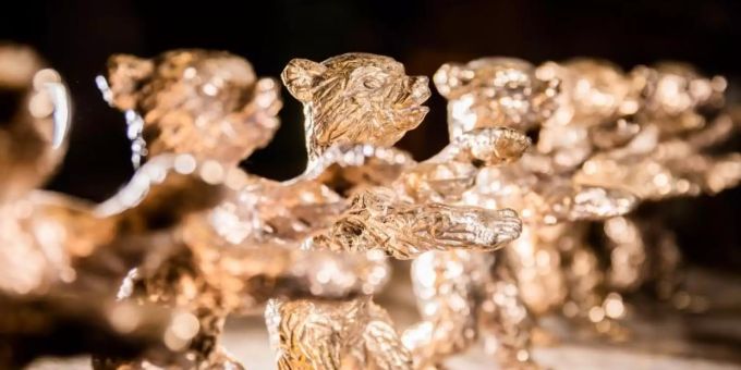 Wer gewinnt den Goldenen Bären? Auch mehrere deutsche Produktionen sind im Rennen. Foto: Christoph Soeder/dpa berlinale