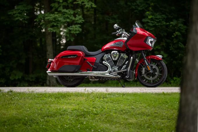 Die Indian Challenger Limited kam 2020 auf den Markt. Reise-Motorräder Indian Challenger