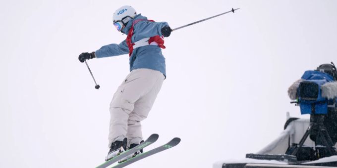 Der Wind macht den Slopestyle-Cracks in Georgien einen Strich durch die Rechnung. Slopestyle