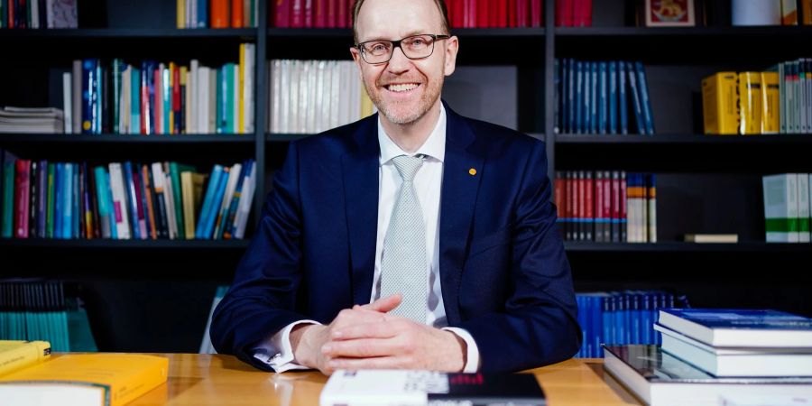Der wissenschaftliche Direktor und Vorstandsvorsitzender des Leibniz-lnstituts für Deutsche Sprache (IDS): Henning Lobin.