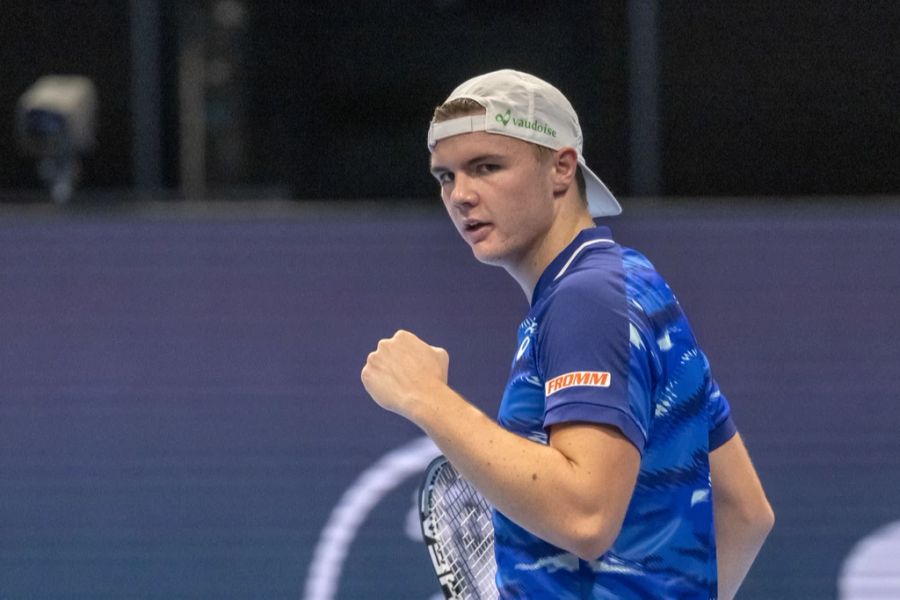 Im Oktober 2022 gewinnt Stricker bei seiner Premiere in Basel sein erstes Spiel an einem ATP-500-Turnier.