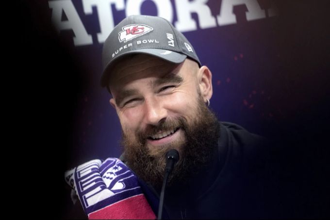 Travis Kelce bei der Medienkonferenz in Las Vegas. Travis kelce