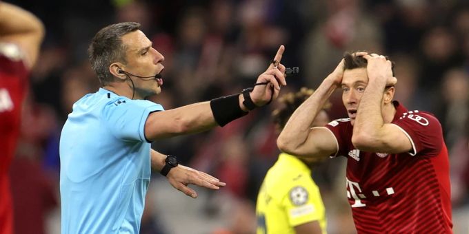 Slavko Vincic war Schiedsrichter, als Bayern München vor zwei Jahren keinen guten Abend erwischte. Bayern München